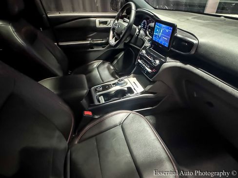 Used 2022 Ford Explorer ST-Line w/ Class IV Trailer Tow Package image 34