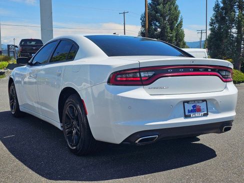 Certified 2021 Dodge Charger SXT w/ Leather Interior Group RWD image 5
