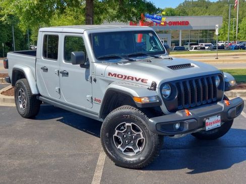 Used 2023 Jeep Gladiator Mojave w/ Cold Weather Group AWD/4WD image 2