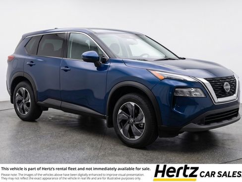 Used 2025 Nissan Rogue SV FWD image 1