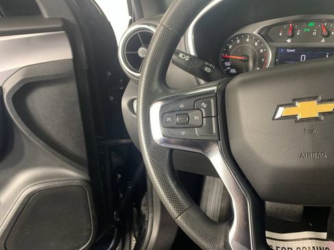 Used 2022 Chevrolet Blazer LT FWD image 18