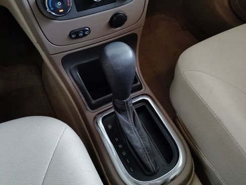 Used 2009 Chevrolet HHR LS FWD image 31
