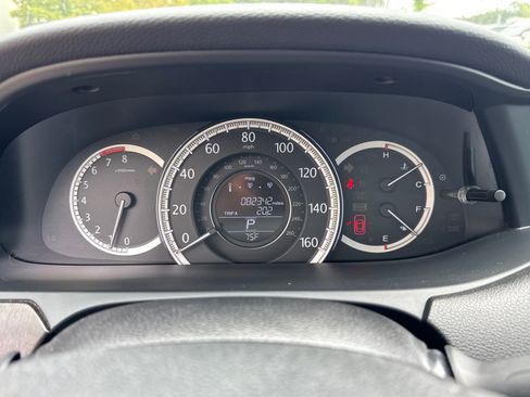 Used 2015 Honda Accord EX-L image 26