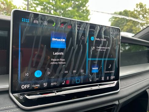 New 2026 Volkswagen Tiguan SE R-Line AWD/4WD image 14