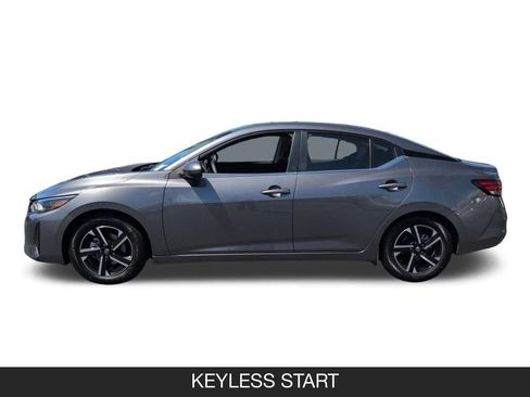 Used 2025 Nissan Sentra SV FWD image 5