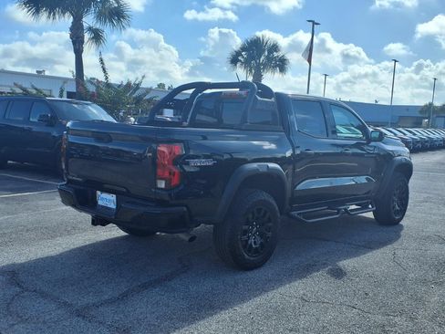 Used 2024 Chevrolet Colorado Trail Boss w/ Advanced Trailering Package AWD/4WD image 2