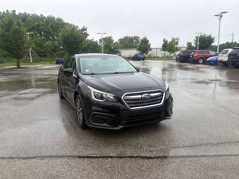 Used 2019 Subaru Legacy 2.5i Premium AWD/4WD image 7
