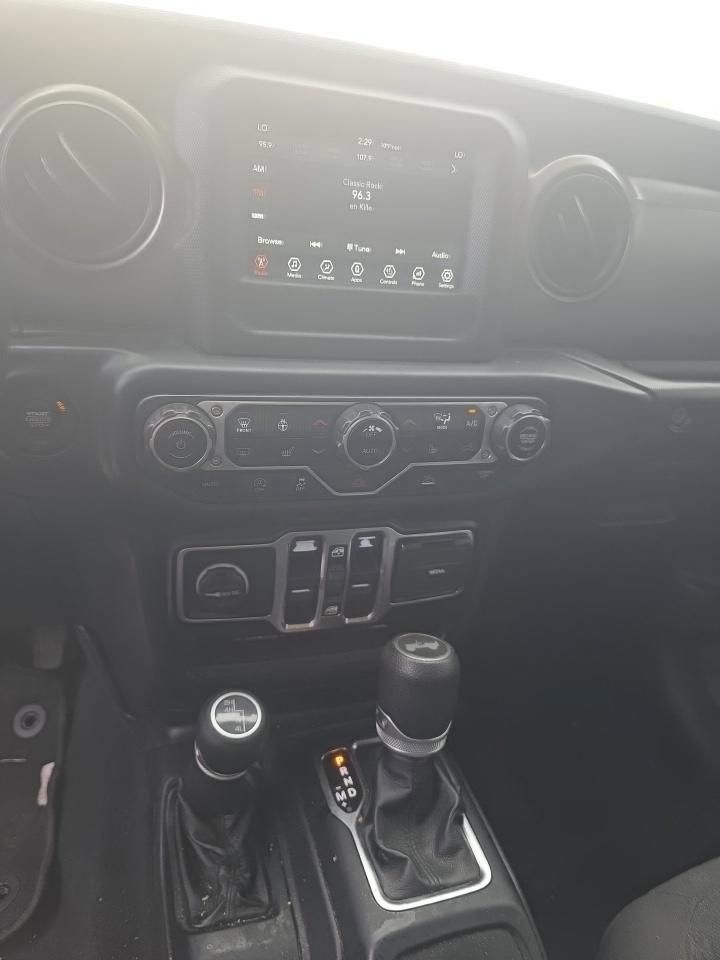 Used 2021 Jeep Wrangler Unlimited Sport AWD/4WD image 8