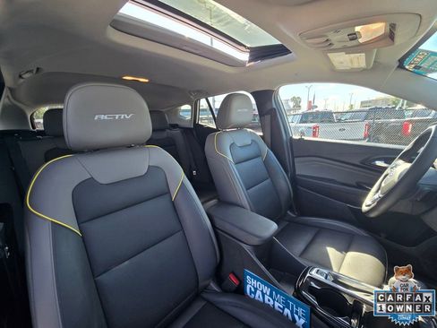 Used 2024 Chevrolet Trax ACTIV w/ Sunroof Package FWD image 46