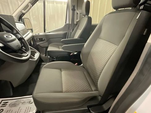 Used 2025 Ford Transit 350 XLT RWD image 10