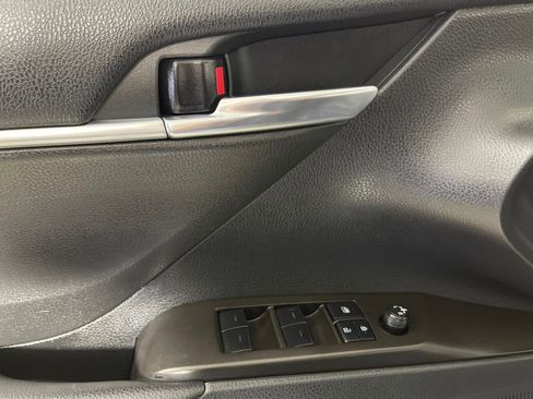 Certified 2023 Toyota Camry SE image 16