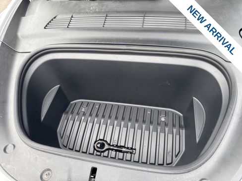 Used 2022 Tesla Model Y Performance image 26
