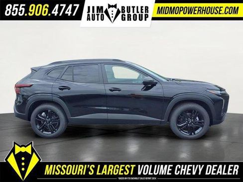 New 2026 Chevrolet Trax ACTIV w/ Driver Confidence Package FWD image 2