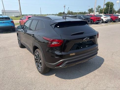 New 2026 Chevrolet Trax RS w/ Driver Confidence Package FWD image 4