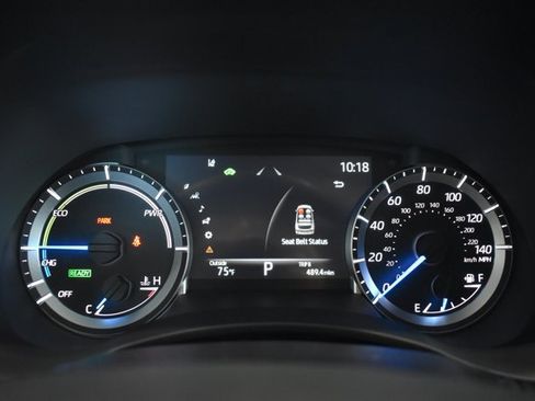 Used 2023 Toyota Highlander Bronze Edition FWD image 16