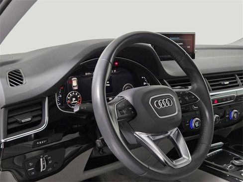 Used 2019 Audi Q7 3.0T Premium Plus image 11