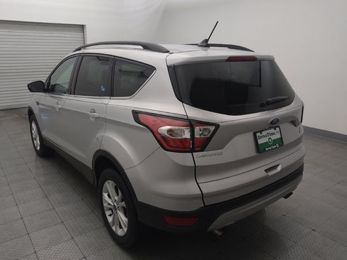 Used 2018 Ford Escape SE w/ SE Sync 3 Package AWD/4WD image 5