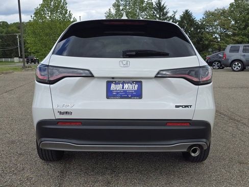 Used 2025 Honda HR-V Sport image 19