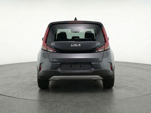 Used 2025 Kia Soul LX w/ LX Technology Package image 7