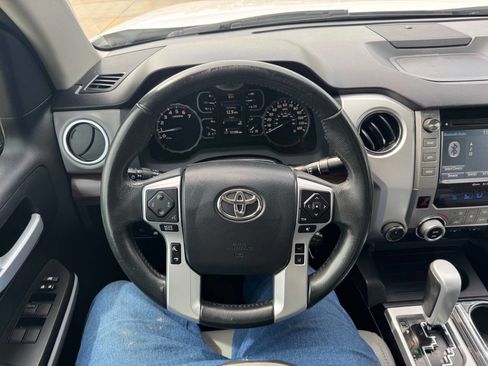 Used 2018 Toyota Tundra Limited AWD/4WD image 17