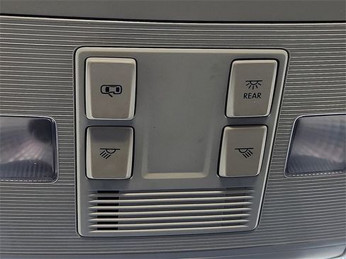 Used 2019 Volkswagen Jetta S w/ Driver Assistance Package image 22