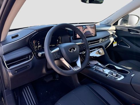Certified 2026 INFINITI QX60 Luxe w/ Cargo Package FWD image 10