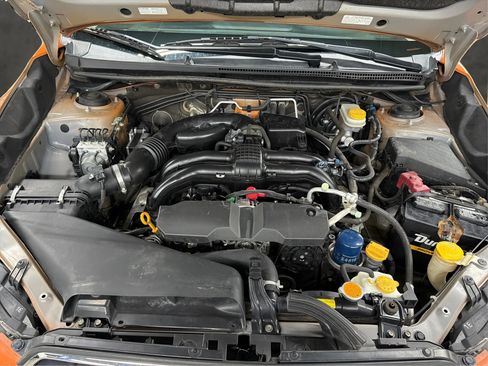 Used 2014 Subaru Crosstrek 2.0i Limited AWD/4WD image 9