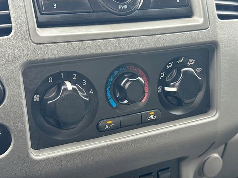 Used 2013 Nissan Frontier S image 14
