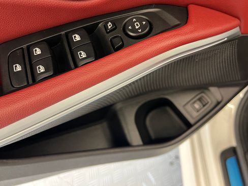 Used 2025 BMW 330i xDrive Sedan w/ Premium Package AWD/4WD image 22