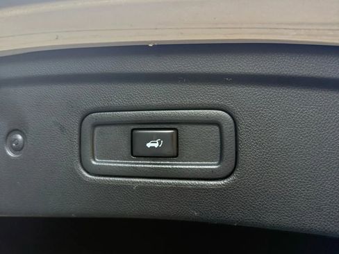 Used 2012 INFINITI FX35 FX35 Sport Utility 4D w/ Premium Pkg image 13