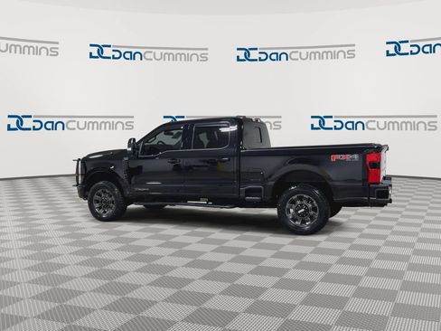 Used 2023 Ford F250 Lariat w/ Sport Appearance Package AWD/4WD image 7