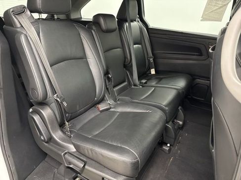 Certified 2021 Honda Odyssey Touring image 20