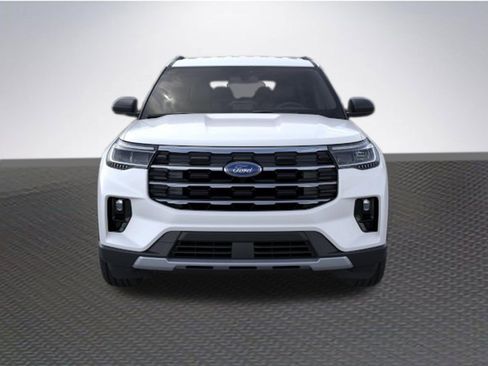 New 2026 Ford Explorer Active w/ Active Comfort Package RWD image 6