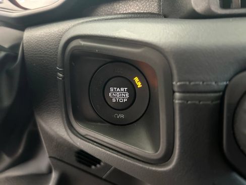 Used 2026 Jeep Wrangler Unlimited Rubicon AWD/4WD image 49