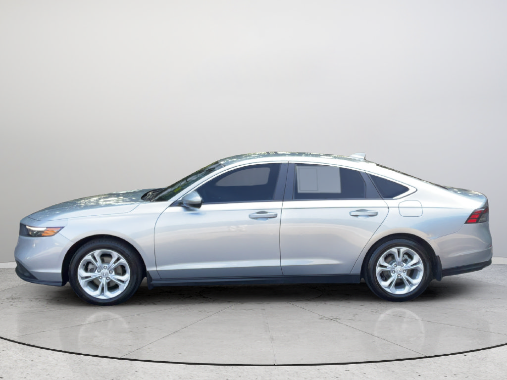 Used 2025 Honda Accord LX image 5