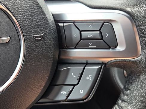 Used 2022 Ford Mustang Coupe RWD image 20
