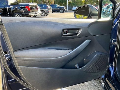 Used 2023 Toyota Corolla LE image 19