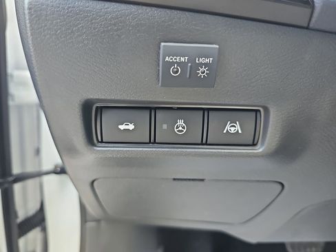 New 2026 Nissan Sentra SL w/ Floor Mat Package FWD image 17