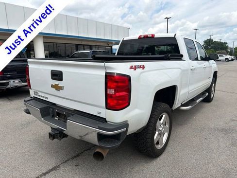 Used 2019 Chevrolet Silverado 2500 LT AWD/4WD image 3