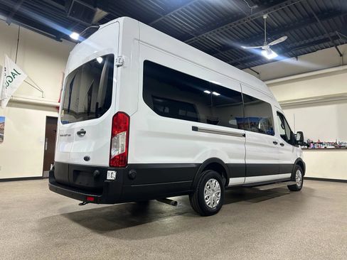 Used 2020 Ford Transit 250 148 High Roof Extended RWD image 10