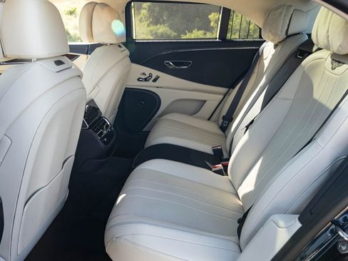 Used 2021 Bentley Flying Spur W12 AWD/4WD image 56