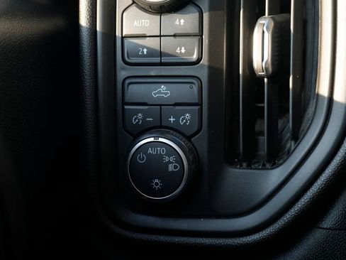 Used 2020 Chevrolet Silverado 1500 Custom Trail Boss w/ Custom Convenience Package AWD/4WD image 43