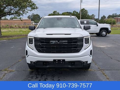 Used 2022 GMC Sierra 1500 Elevation w/ Preferred Package AWD/4WD image 8