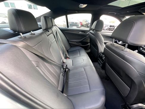 Used 2023 BMW 540i w/ M Sport Package RWD image 28