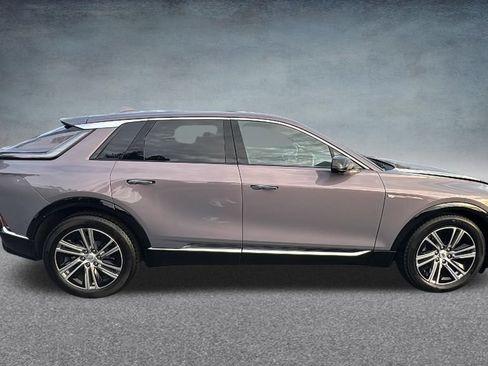 Used 2025 Cadillac Lyriq Luxury AWD/4WD image 30