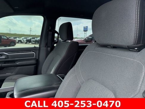 Used 2022 RAM 1500 Big Horn AWD/4WD image 10