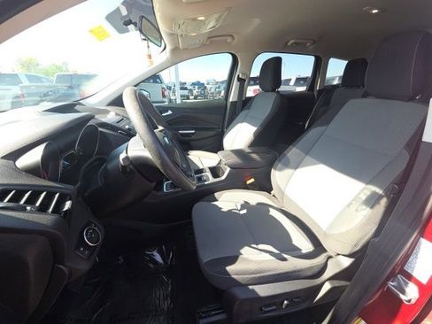 Used 2018 Ford Escape SE image 25