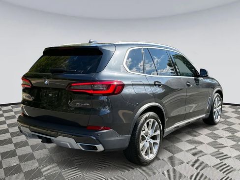 Used 2022 BMW X5 xDrive40i w/ Premium Package image 2