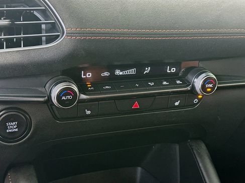 Used 2025 MAZDA MAZDA3 Carbon AWD/4WD image 18