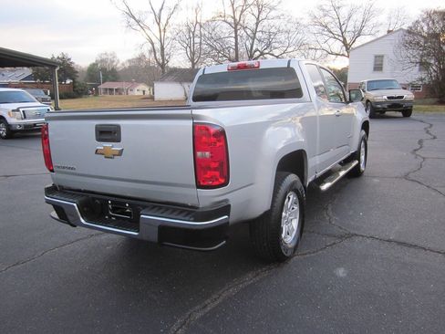 Used 2020 Chevrolet Colorado W/T w/ WT Convenience Package image 6